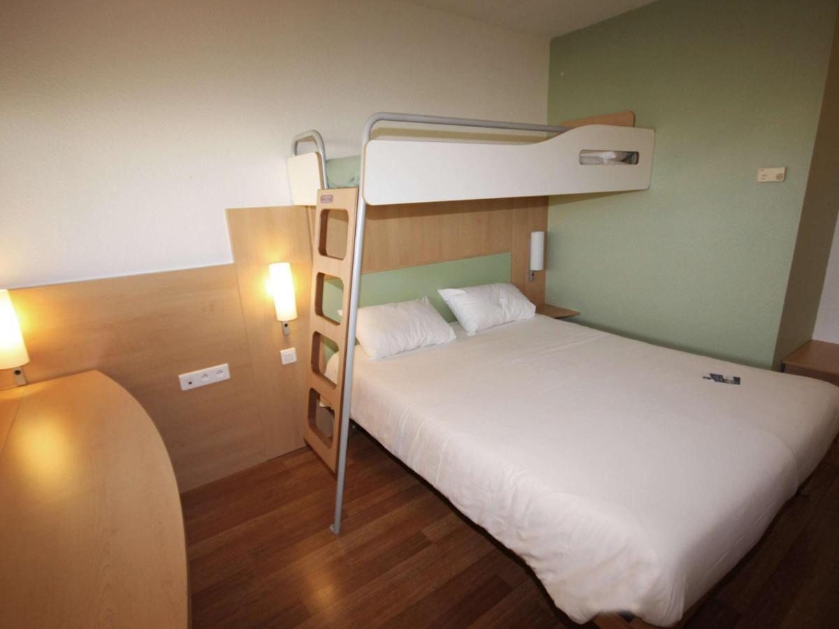 Ibis Budget Site Du Futuroscope ชาสเซเนย-ดู-ปัวตู ภายนอก รูปภาพ