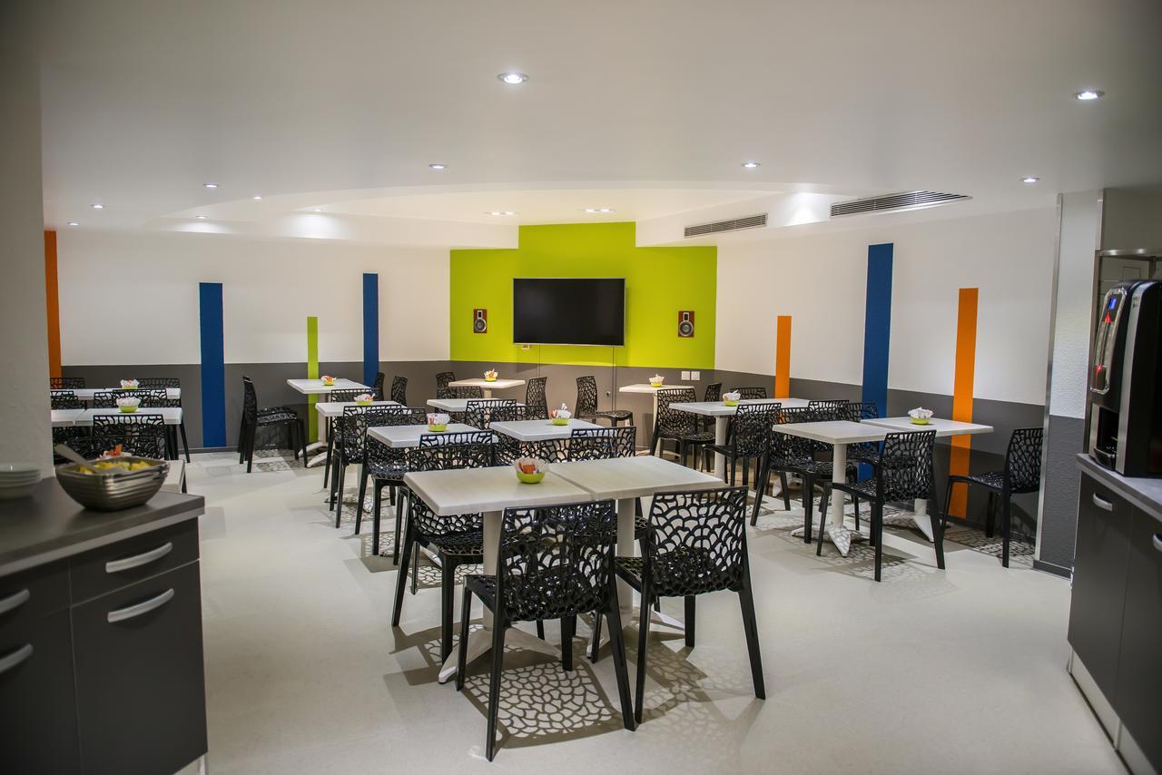 Ibis Budget Site Du Futuroscope ชาสเซเนย-ดู-ปัวตู ภายนอก รูปภาพ